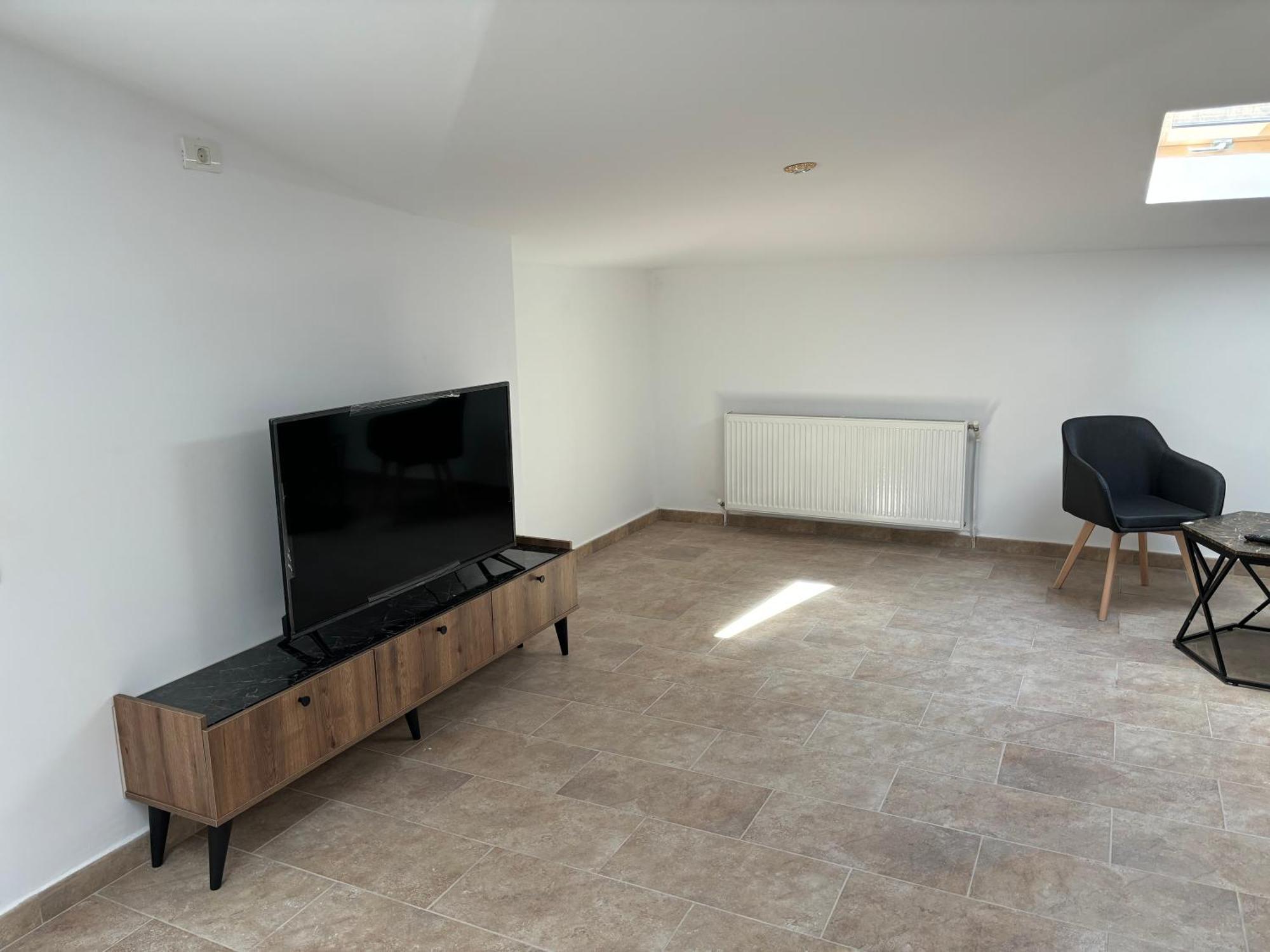 The Loft Gara De Nord Apartment Bucureşti Ngoại thất bức ảnh